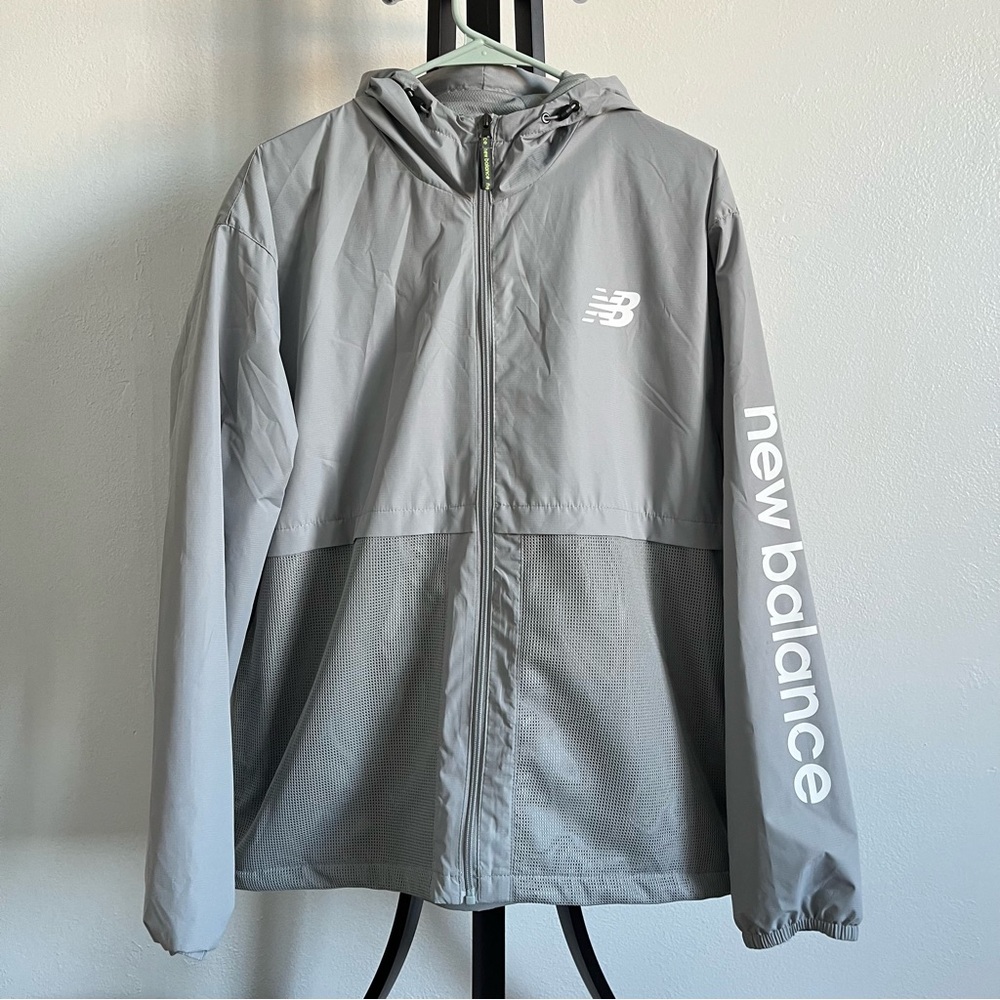 New Balance Men's Gray Jacket Size Large